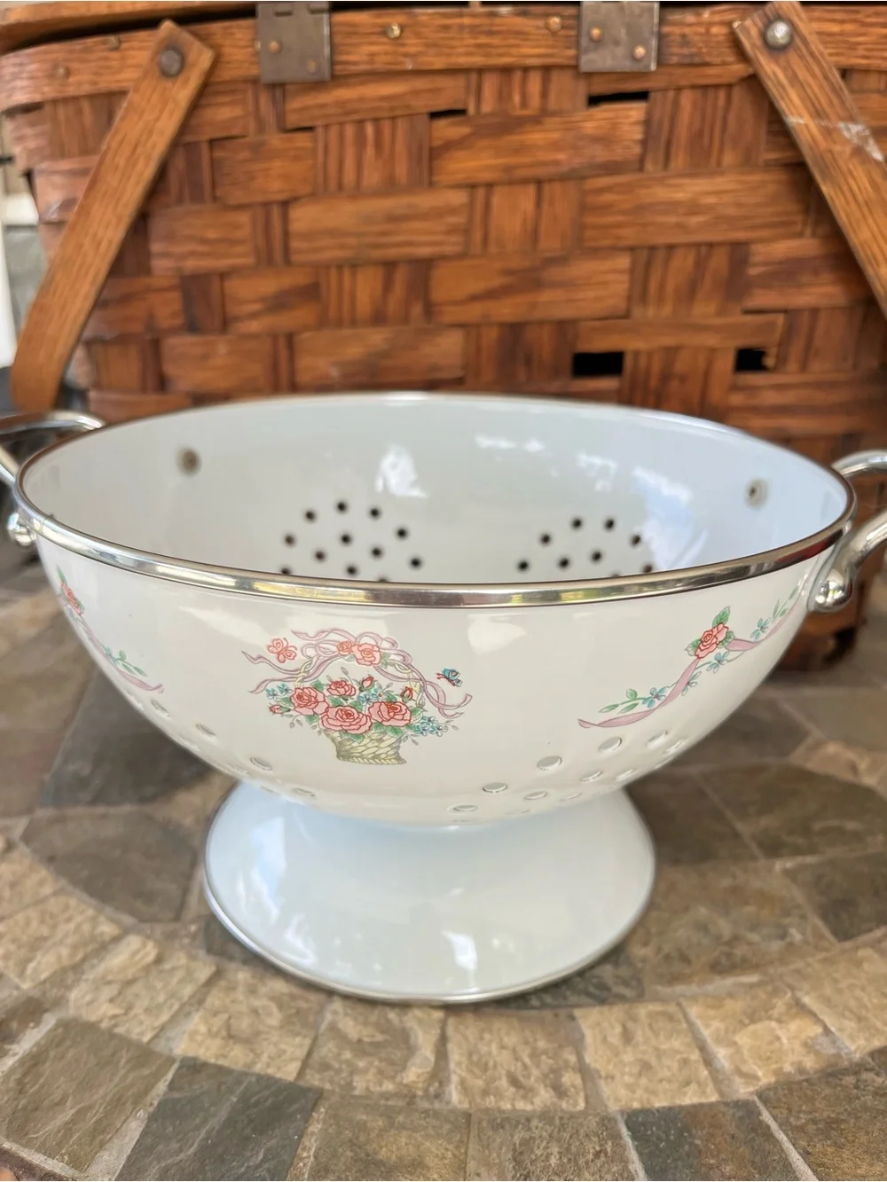 Interpur vintage white